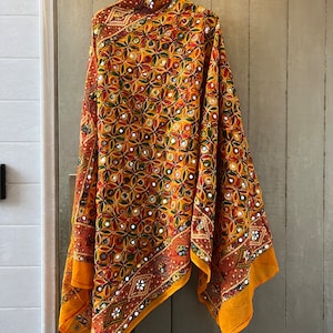 Red/yellow garba mirror work dupatta kutch embroidery /garba outfit chunni/indian scarf/gujrati scarf/navratri /dandiya dress/ghaghra choli