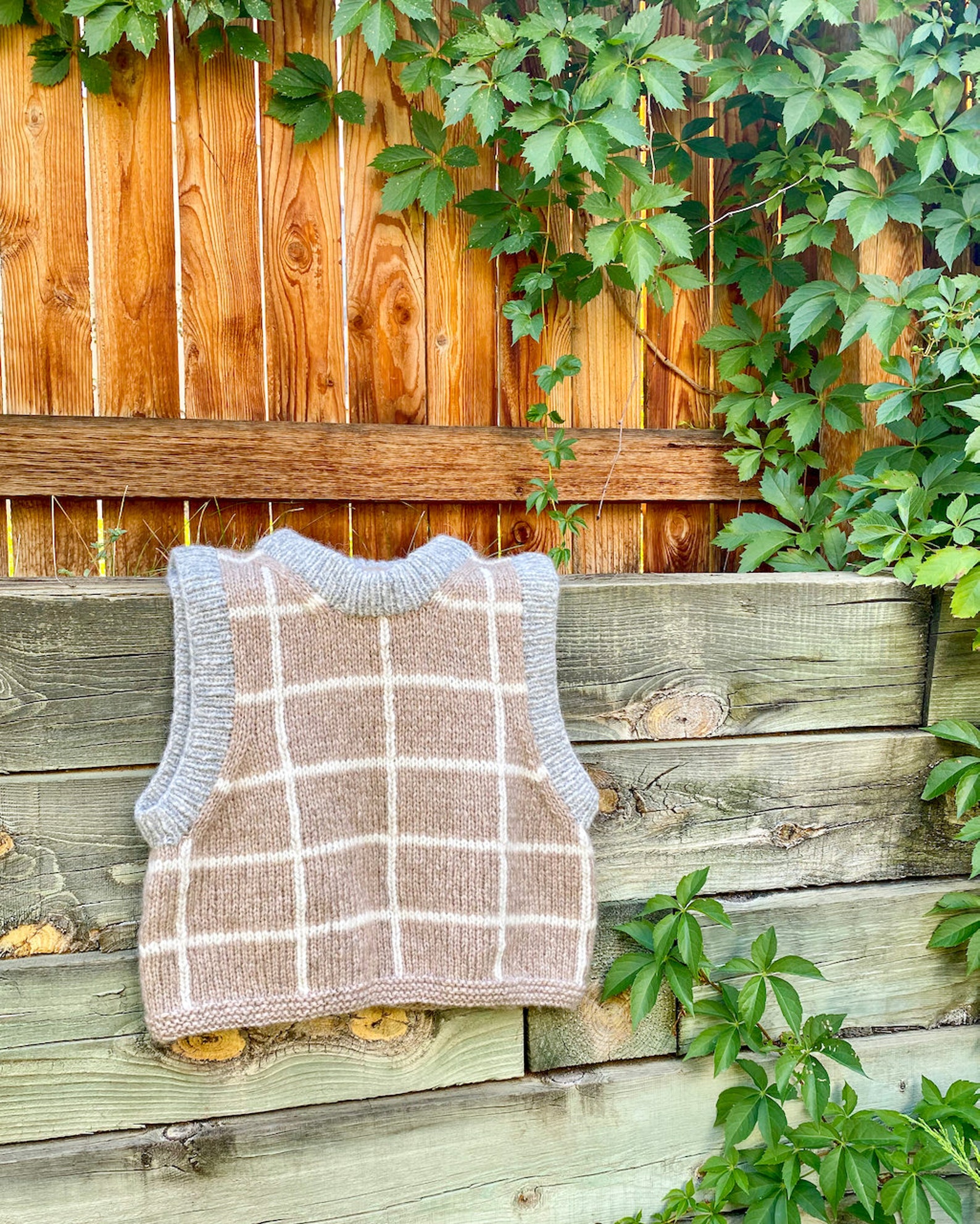 Windowpane Vest Knitting Pattern | Digital Download | Cropped Slipover ...