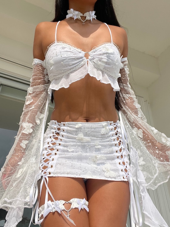 Hot wife outfits online