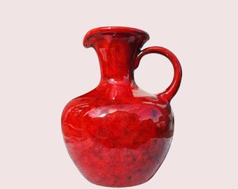 ヴィンテージの赤い陶器の花瓶：1980年代のイタリア製ベル・モンド彫刻 
