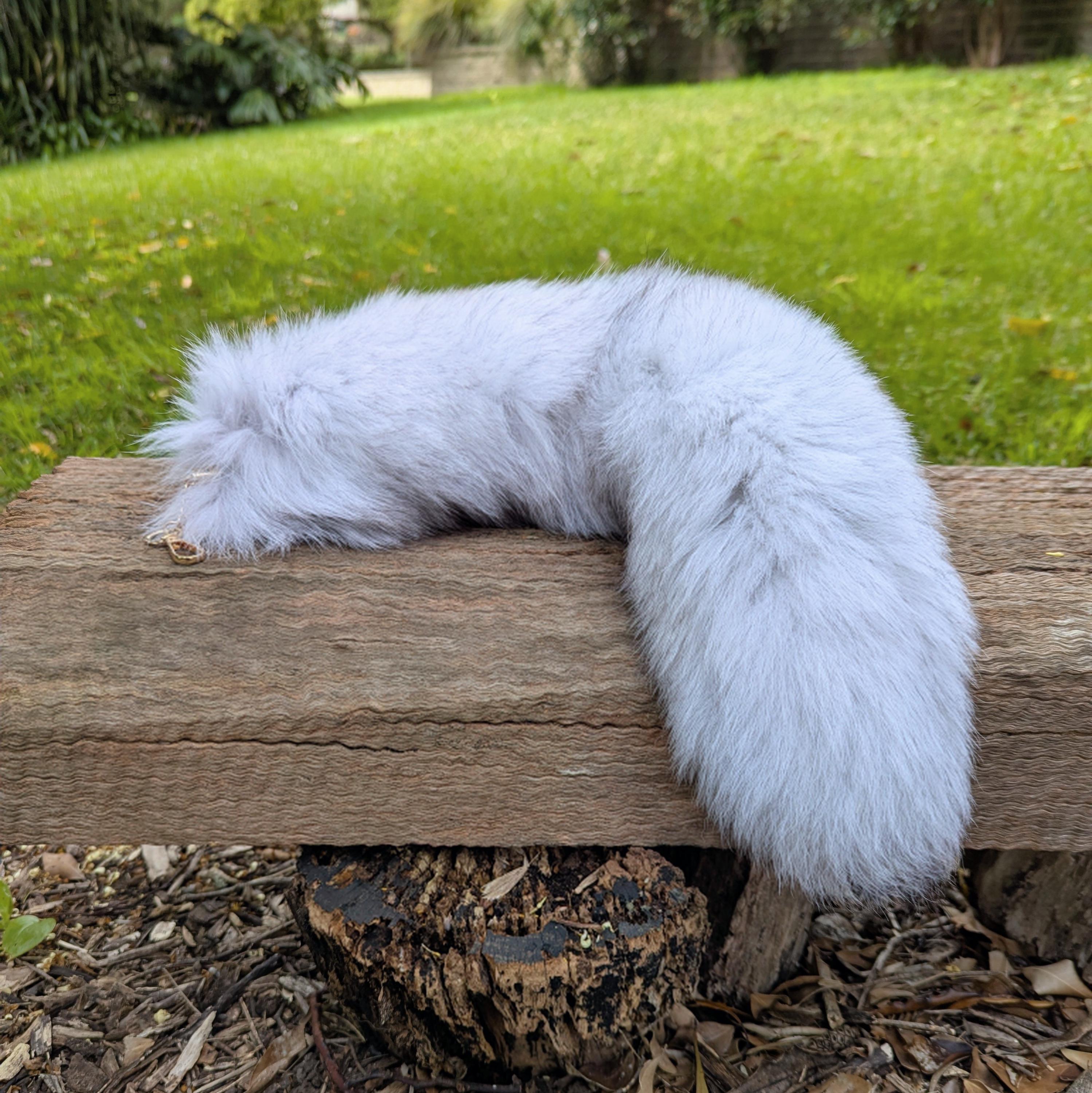 XL Arctic Fox Tail Keychain (blue Morph) - Etsy