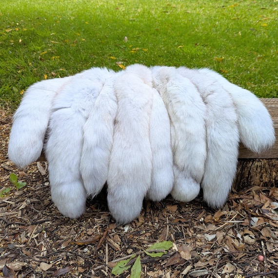 XL Arctic Fox Tail Keychain (blue Morph) - Etsy
