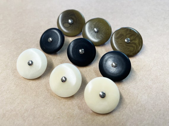 12mm Natural Corozo Shank Button