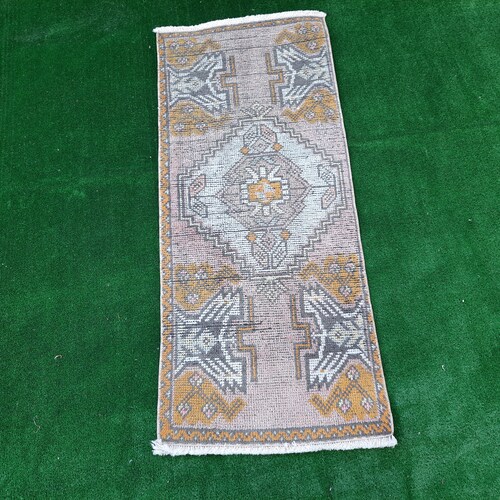 Distressed Vintage Small Oushak Turkish Rug, Soft Color Oushak Rug, Oushak Mat Rug, Mat Rug, Pink Yellow Mat, Rug. 1’5”x3’5” Rugs, shops Hall Rugs