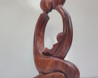 Statue de famille en bois sculpté à la main, sculpture de parents et d'enfants