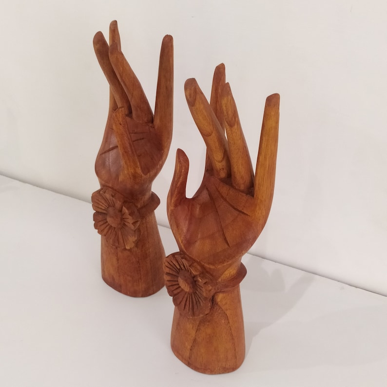 Hand Shape Decor Wooden Hand Sculpture With Flower Decoration , Wooden Hand Jewelry ...