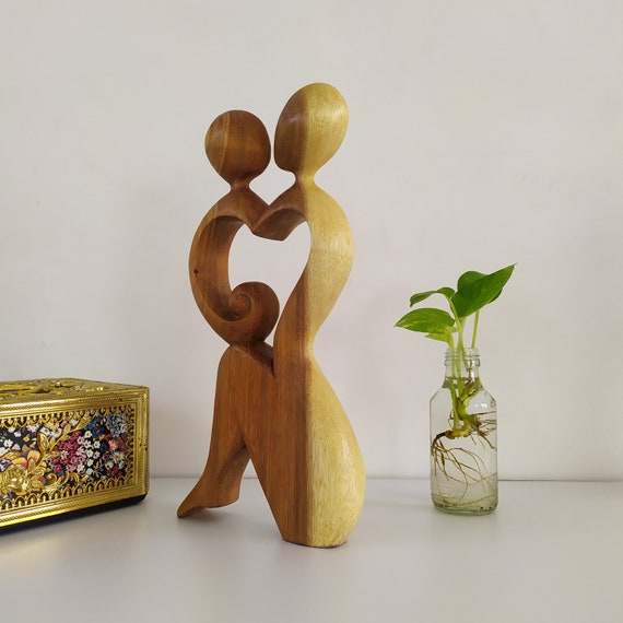 天然木から手彫りされた抽象的な母と子の彫刻 - Etsy 日本 