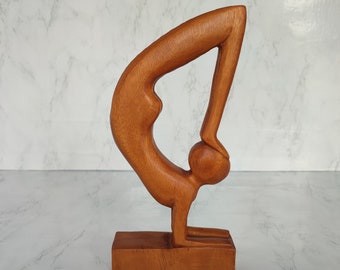 Jempinis Holz Yoga Statue, braune Frauen Skulptur