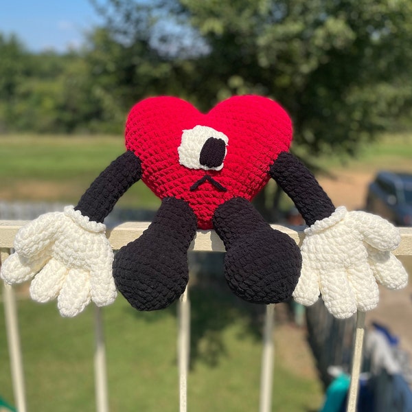 Un Verano Sin Ti Plush | Crochet Heart Plushie