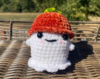 Crochet Pumpkin Ghost