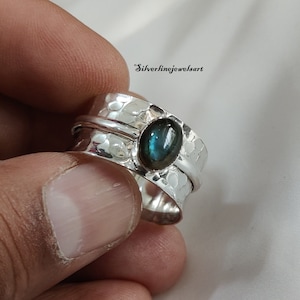 Hammered Labradorite Ring, Spinner Ring, 925 Silver Ring, Women Ring, Labradorite Natural , Bohemian Ring, Gemstone Ring, Dainty Ring, Gift