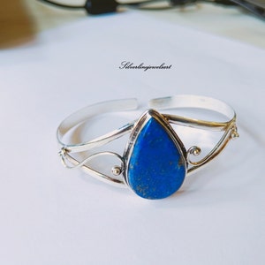 Atemberaubender Lapis Lazuli Armreif, 925 Sterlingsilber, handgefertigter Armreif, natürlicher Lapis, Silberschmuck, handgemachter Armreif, Armreifgeschenk für sie.