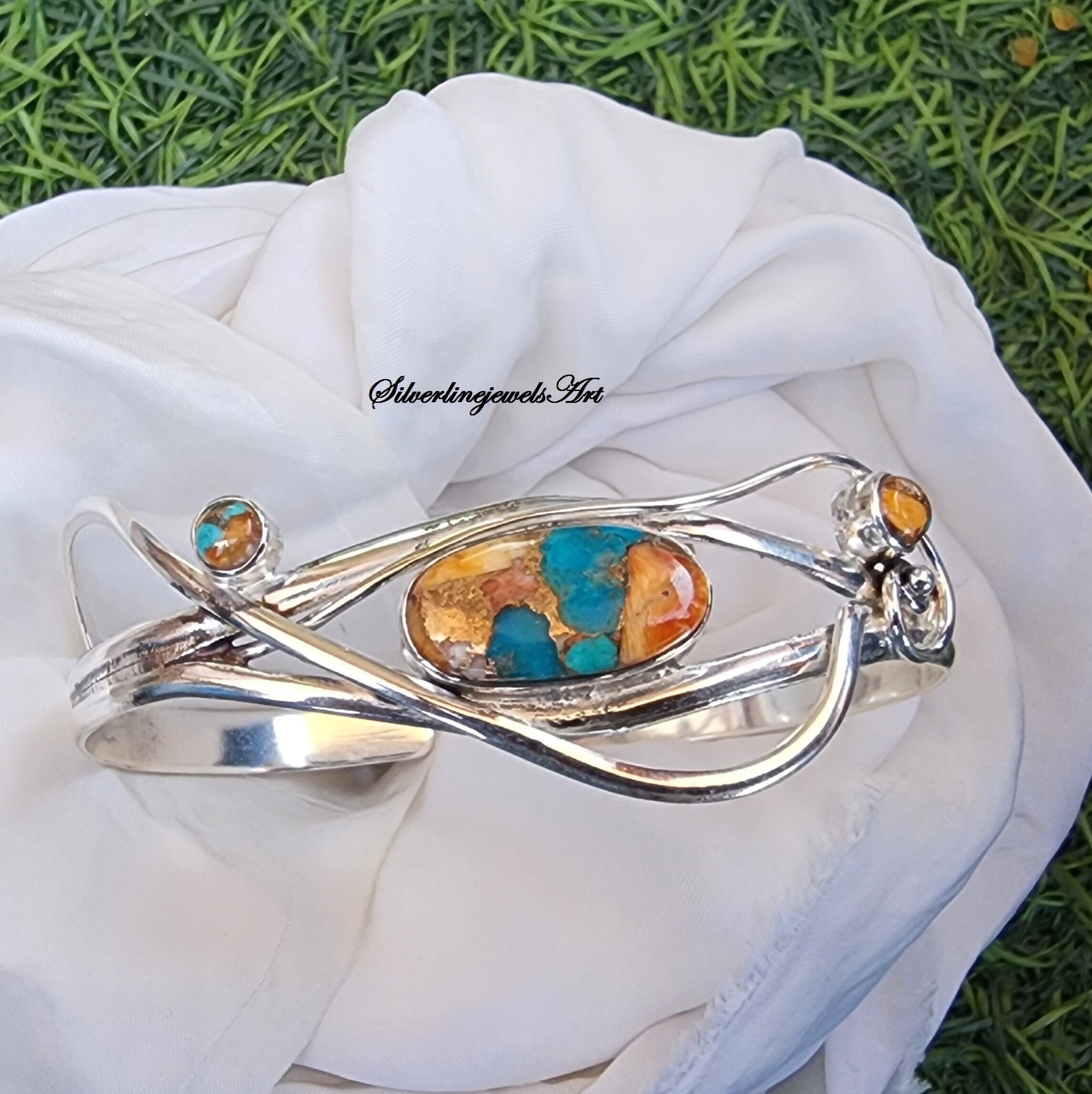 ハンドメイドのオイスターターコイズスターリングシルバーバングル