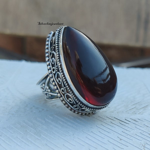 Bague en argent sterling gros grenat : anneau de créateur