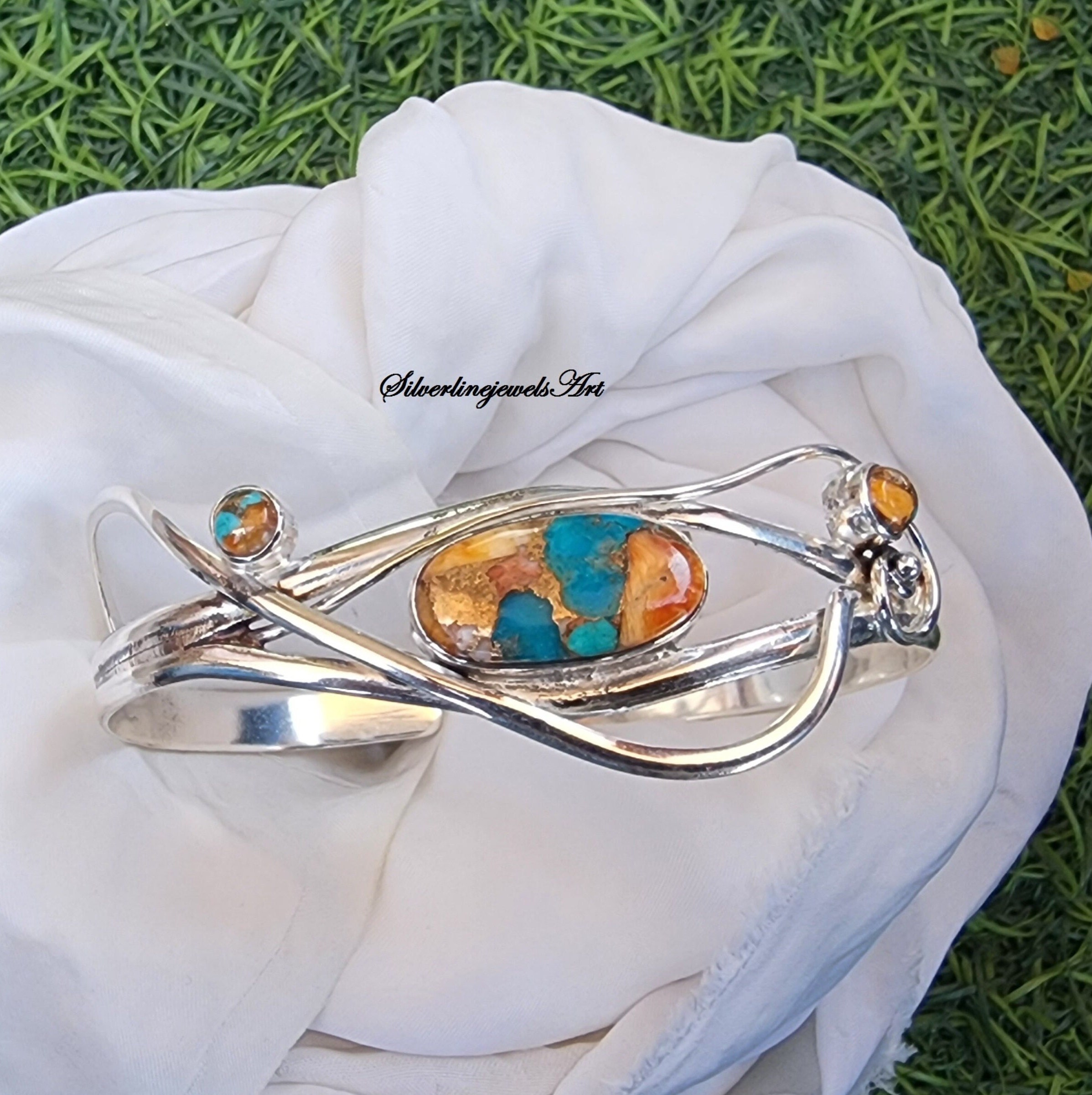 ハンドメイドのオイスターターコイズスターリングシルバーバングル