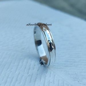 Anello girevole in argento sterling martellato, realizzato a mano: anello antistress per alleviare l'ansia.