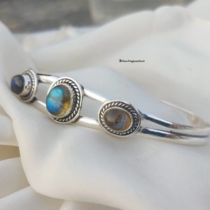 Beautiful Labradorite Bangle, 925 Sterling Silver Bangle, Handmade Bracelet, Labradorite Silver Bangle, Adjustable Bangle, Anniversary Gift.