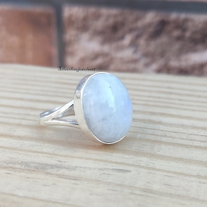 Moonstone Ring, Handmade ring,Band Ring, 925 sterling silver, ,Women Ring, Friendship ring, Band Jewellery, Oval shape Ring Gift for her.