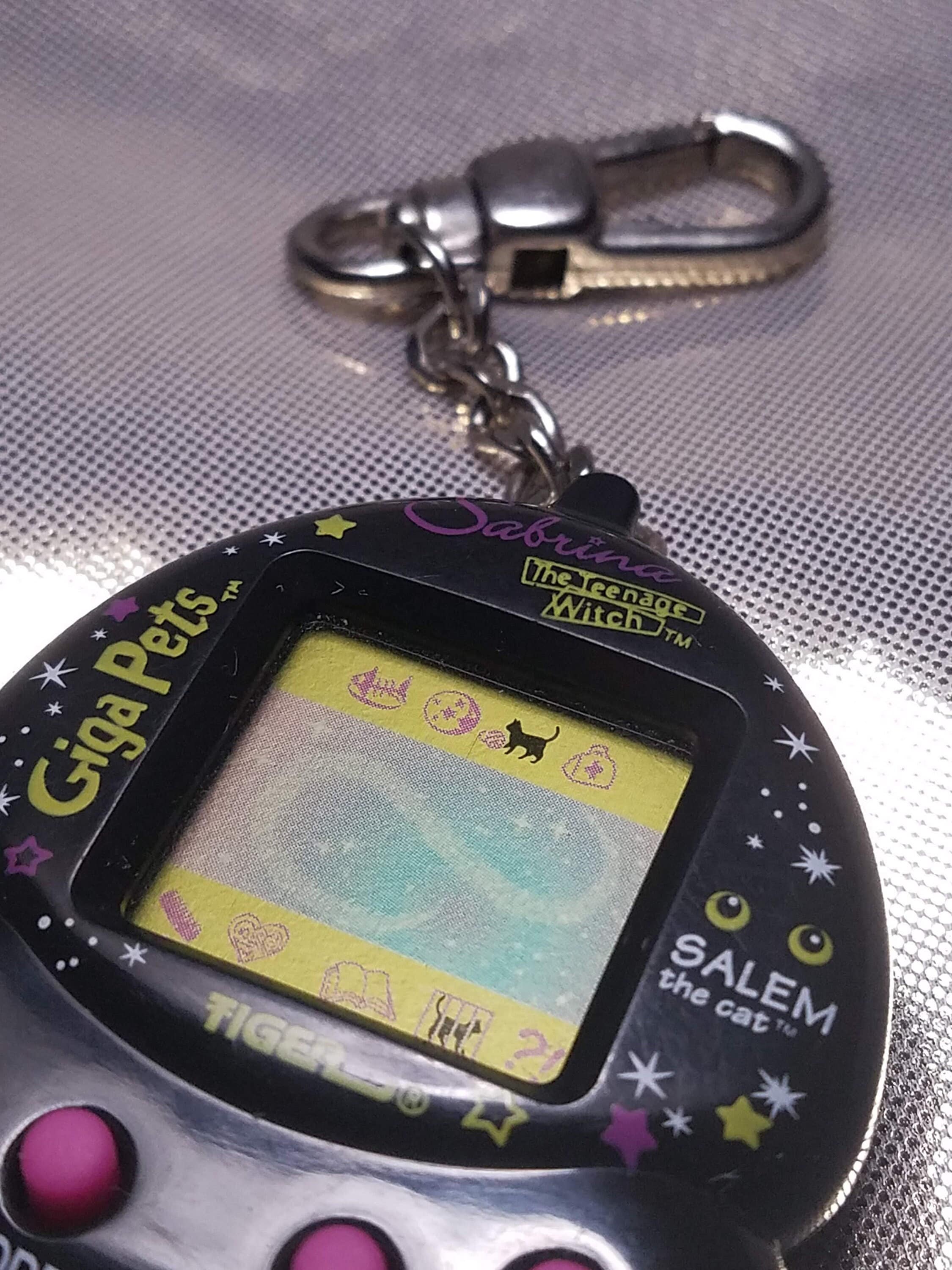 Vintage 90s Sabrina the Teenage Witch Tiger Giga Pet - Salem the