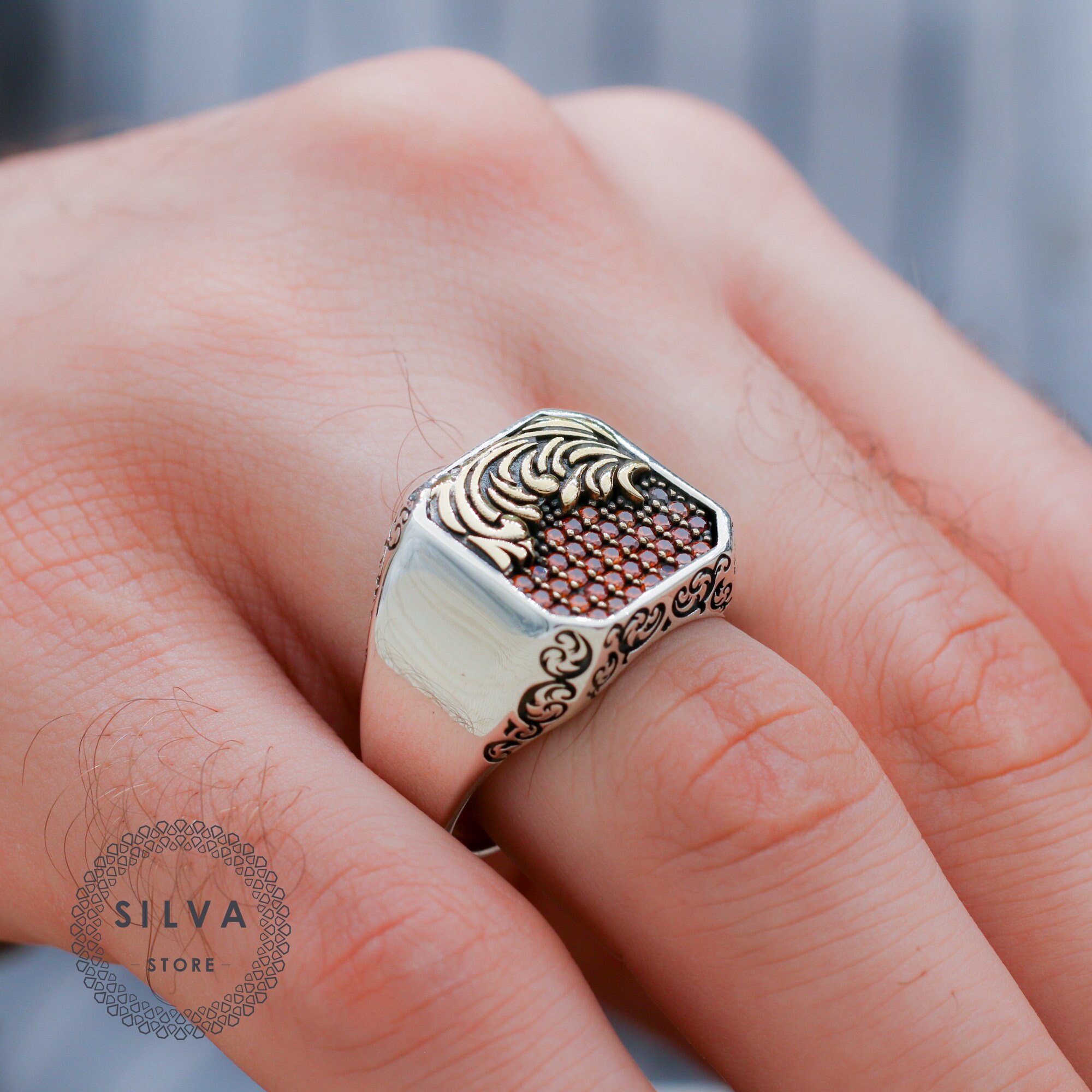 Carved Chain Ring, Gold, Silver, Hardstones