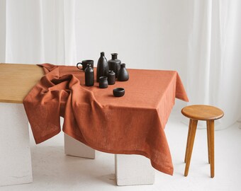 Linen Tablecloth with Mitered Corners • 142x142cm