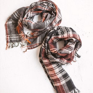 Plaid Checked Linen Scarf Soft and Light Unisex Scarf 100% Stonewashed Linen Scarf with Tassels image 3