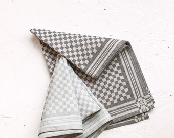 Linen Tea Towels in Checkerboard Pattern • Thick and Durable Hand Towels •  Cotton Rich Linen Tablecloth • Handmade Dinner Placemat