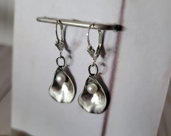 Oyster Earrings with White Pearls