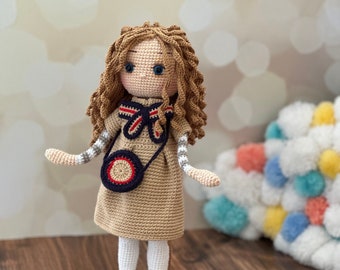 Megan a crochet, Muñeca M3gan a crochet, Mejor amiga Megan, Personaje de película gótica de terror, Muñeca Megan amigurumi, Muñeca de peluche, Regalo para hija