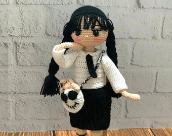 Muñeca de miércoles de ganchillo, muñeca de ganchillo, muñeca Addams del miércoles, muñeca hecha a mano, regalo de muñeca Addams del miércoles, muñeca gótica de terror, regalo para ella