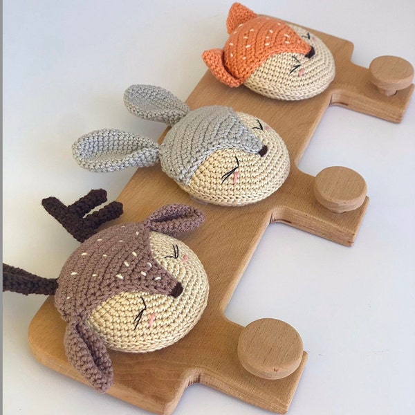 Gehaakte dierenmuurhaken, houten muurhaken, muurhaken voor kinderen, kinderkamer muurhaak, gehaakte hanger, houten hanger, hangers voor kinderkamer