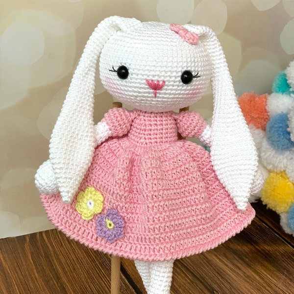 Meilleure vente, Poupée lapin au crochet personnalisée, Lapin personnalisé à vendre, Animaux au crochet, Lapin à longues oreilles, Lapin en peluche, Lapin au crochet