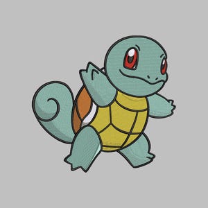 Puede incluir: Imagen bordada de un personaje de Squirtle, una criatura azul con forma de tortuga con vientre amarillo y caparazón marrón. El personaje tiene ojos rojos y está sobre un fondo gris. El diseño es de estilo caricatura.