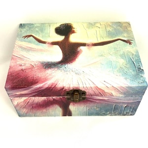 Coffret ballerine - décoration ballet - coffret à bijoux ballerine - coffret danse décoratif - décoration danse classique - cadeau fille - amoureux du ballet