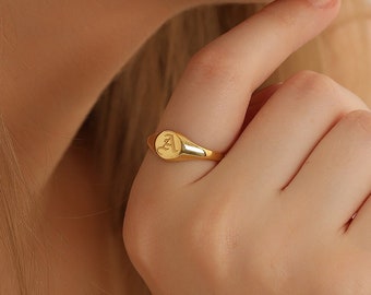 Pinky Ring, Signet Ring Women, Initial Ring, Gold Signet Ring, Gift for Her, Birthday Gift, QA30