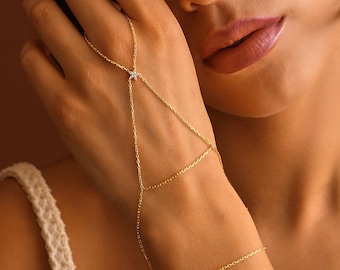 14K Gold Filled Hand Chain, Dainty Star Finger Bracelet, Celestial Hand Jewelry, Bridal Hand Chain Bracelet, Layered Finger Bracelet, QA187