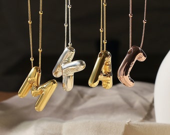 14K Gold Ballon Initial Halskette in Satelliten Kette, Bubble Buchstaben Anhänger, zarte Perlen Halskette, individueller Schmuck, Geburtstagsgeschenk, QA69