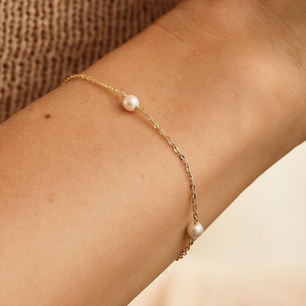 14K Gold Dainty Pearl Bracelet, Delicate Wedding Bracelet, Bridesmaid Gift, Bracelet for Women, Bridal Jewelry Gifts, OZC03