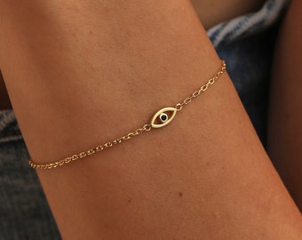 Minimalist Evil Eye Bracelet, Dainty Bracelet, 18K Gold Filled Evil Eye Bracelet for Women, Mother Bracelet, Christmas Gift, OZC10