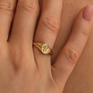 Birth Flower Signet Ring, Pinky Ring, 14K Gold Filled Ring, Custom Flower Ring, Minimalist Jewelry, Gifts for Her, QA47