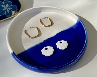 Interchangeable hoop earrings - white shell earrings