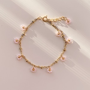 keari - MARIE gouden roestvrijstalen armband met madeliefjebedels, parelsieraden, Miyuki/glaskralen, aanpasbaar