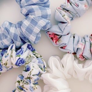 keari hand-sewn mini scrunchies, blue, white, checked, floral, cable tie, hair tie, invisible seams image 1