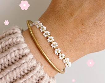 keari - ELODIE elegantes Perlenarmband, weiß Gänseblümchen, Edelstahl Verschluss, beaded bracelet, Perlenschmuck, Miyuki-/ Glasperlen