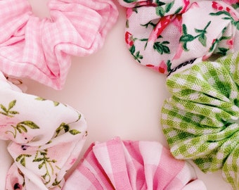 keari - hand-sewn mini scrunchies, pink, pink, checked, green, floral, cable tie, hair tie, invisible seams