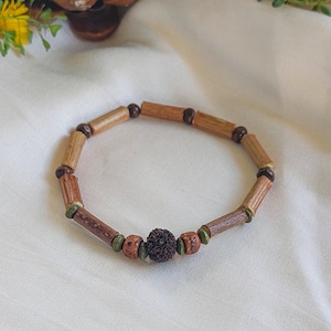 American sweetgum tree boho bracelet, hippie jewelry, hippie bracelet, handmade bracelet, summer jewelry, boho jewelry, nature jewelry