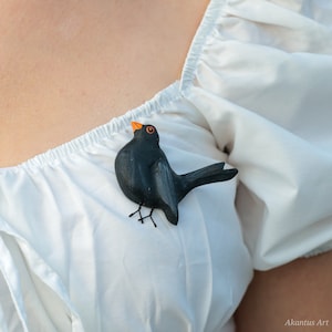 wooden animal Brooch, Blackbird boho brooch, handmade woodworking brooch pin, bird jewelry, animal jewelry, cute brooch
