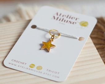 Single stitch marker ring - Star - Knitting accessory