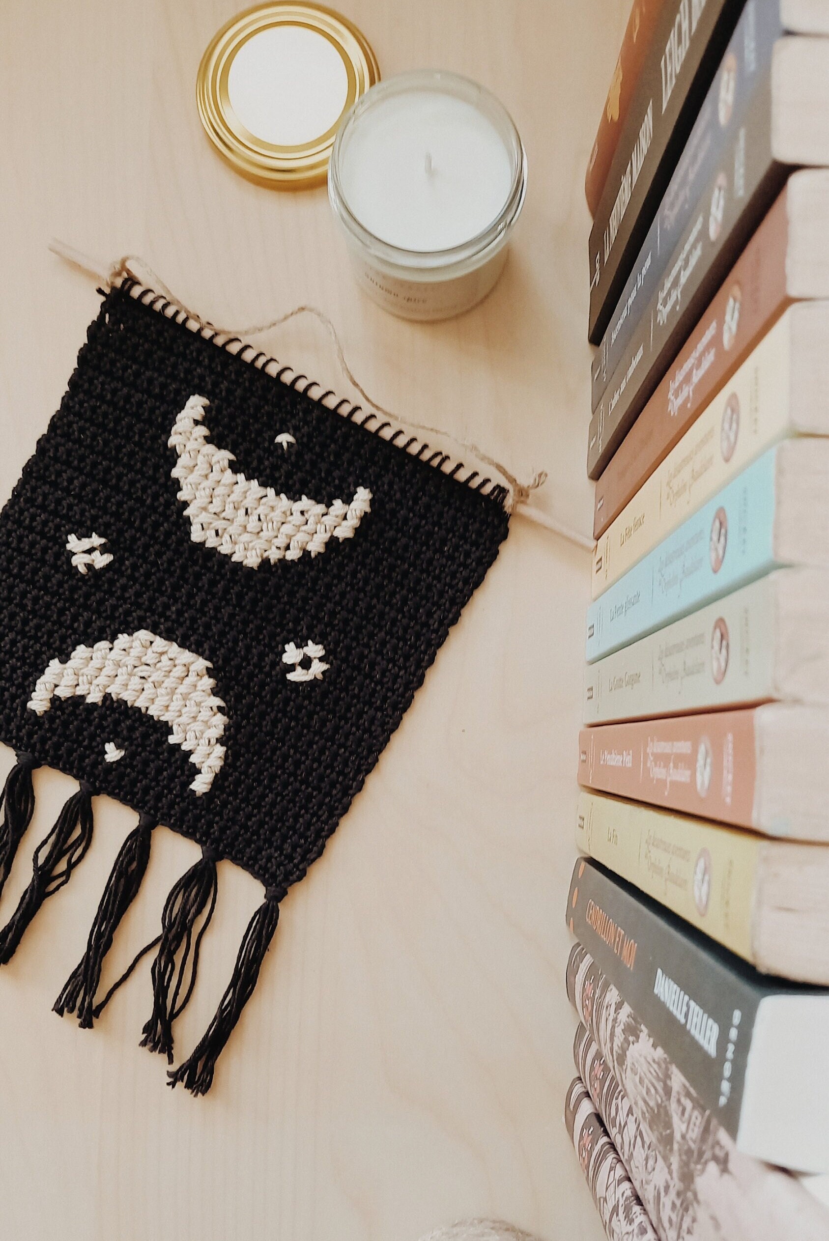 Bannière Lunes - Décoration Murale Au Crochet Tapisserie Tenture Esprit Bohème Cadeau Éco-Responsabl