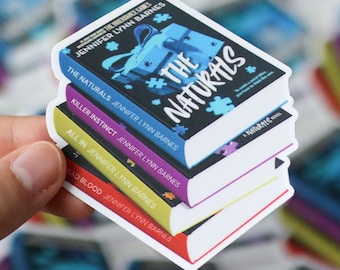 Sticker pile de livres The Naturals | Sticker pour ordinateur portable cadeau bouteille d'eau autocollants imperméables thriller mystère YA Jennifer Lynn Barnes